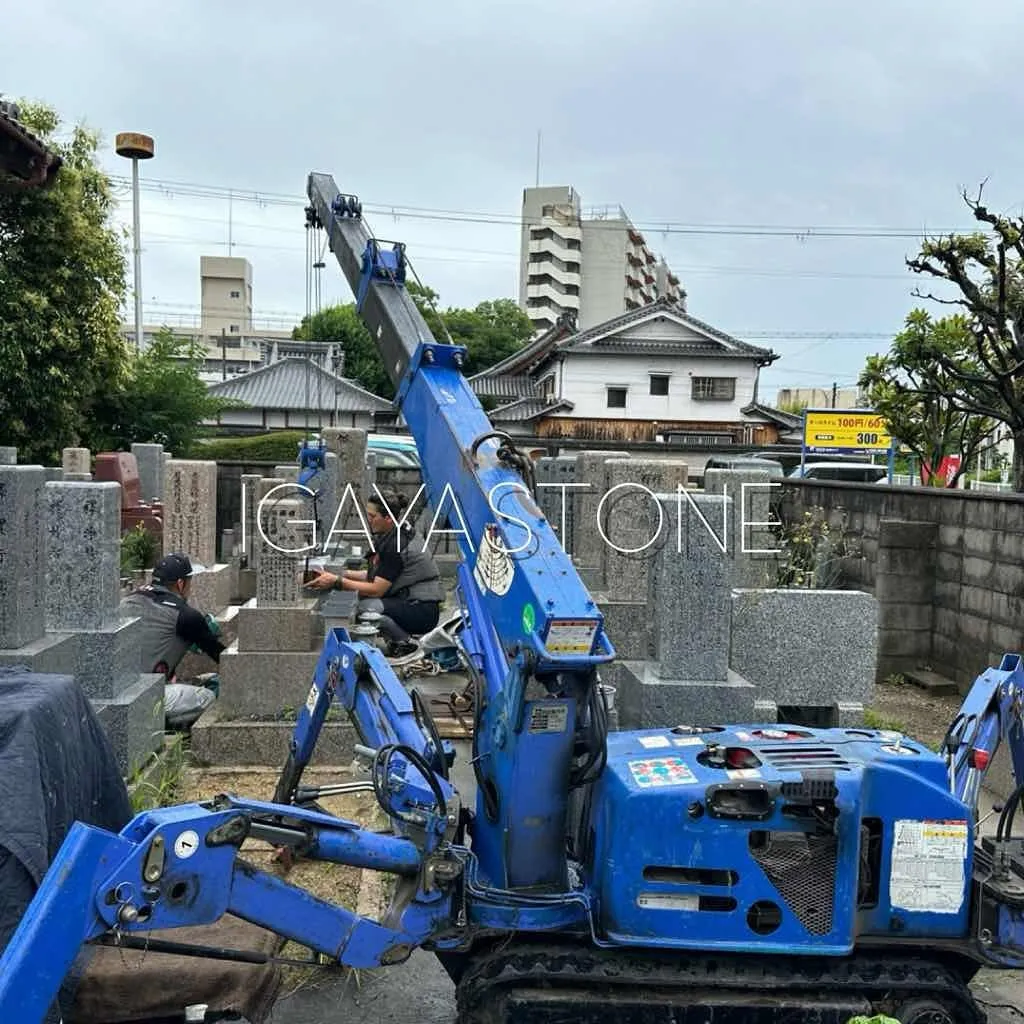 本日は、明願寺(大阪府堺市)で仕事しています。